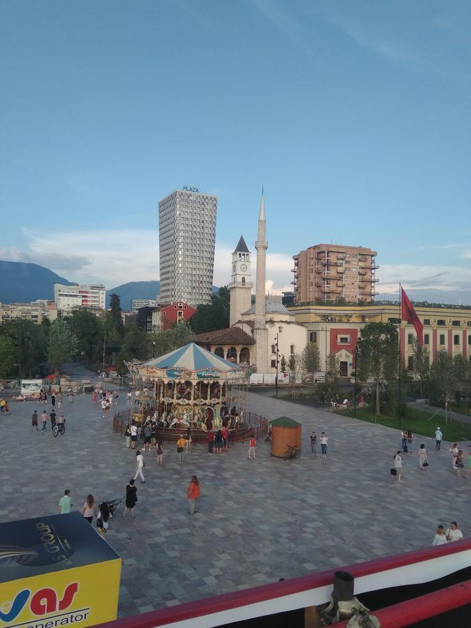 Tirana City Center Appartamento Esterno foto